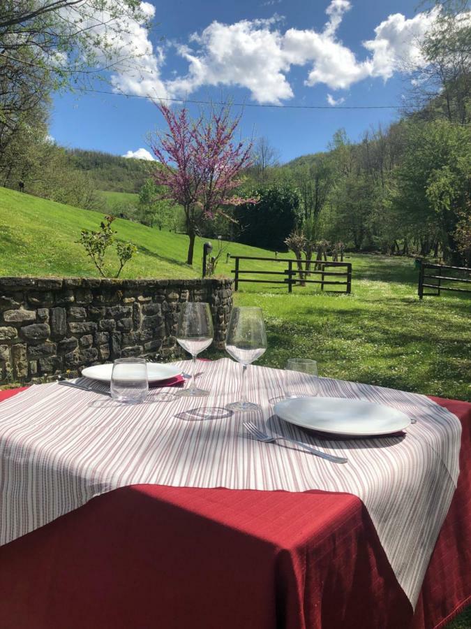 Agriturismo La Ferraia Pianello  Экстерьер фото